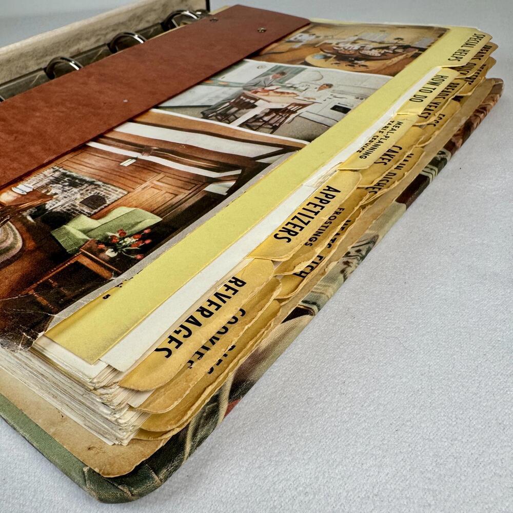 VTG 50’s 1956 Betty Crocker's Picture Cook Book 2nd Edition - Picture 5 of 8